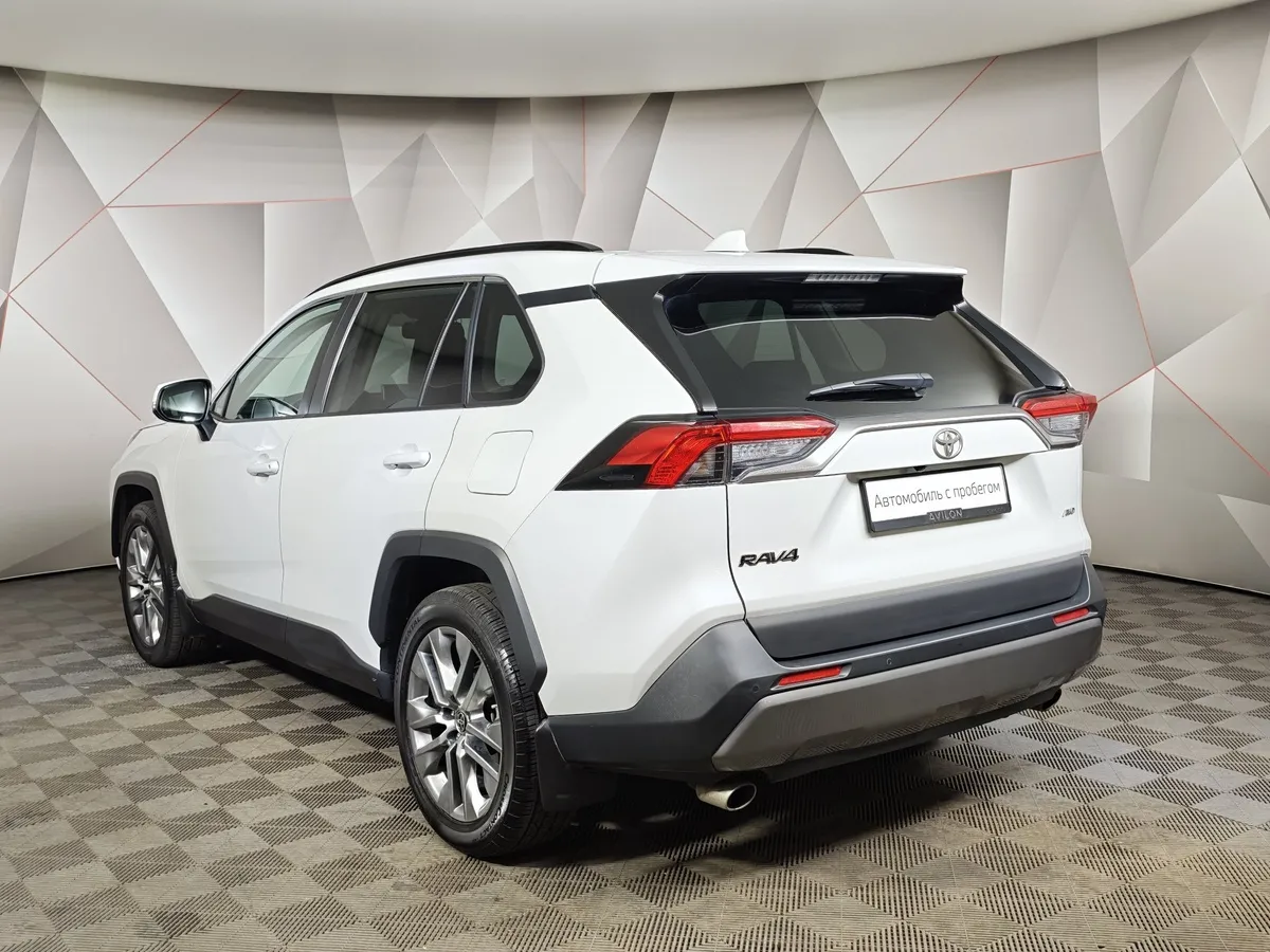 Toyota RAV4 2.5i AT AWD (199 л.с.) Комфорт Белый в АВИЛОН. Слайд №4
