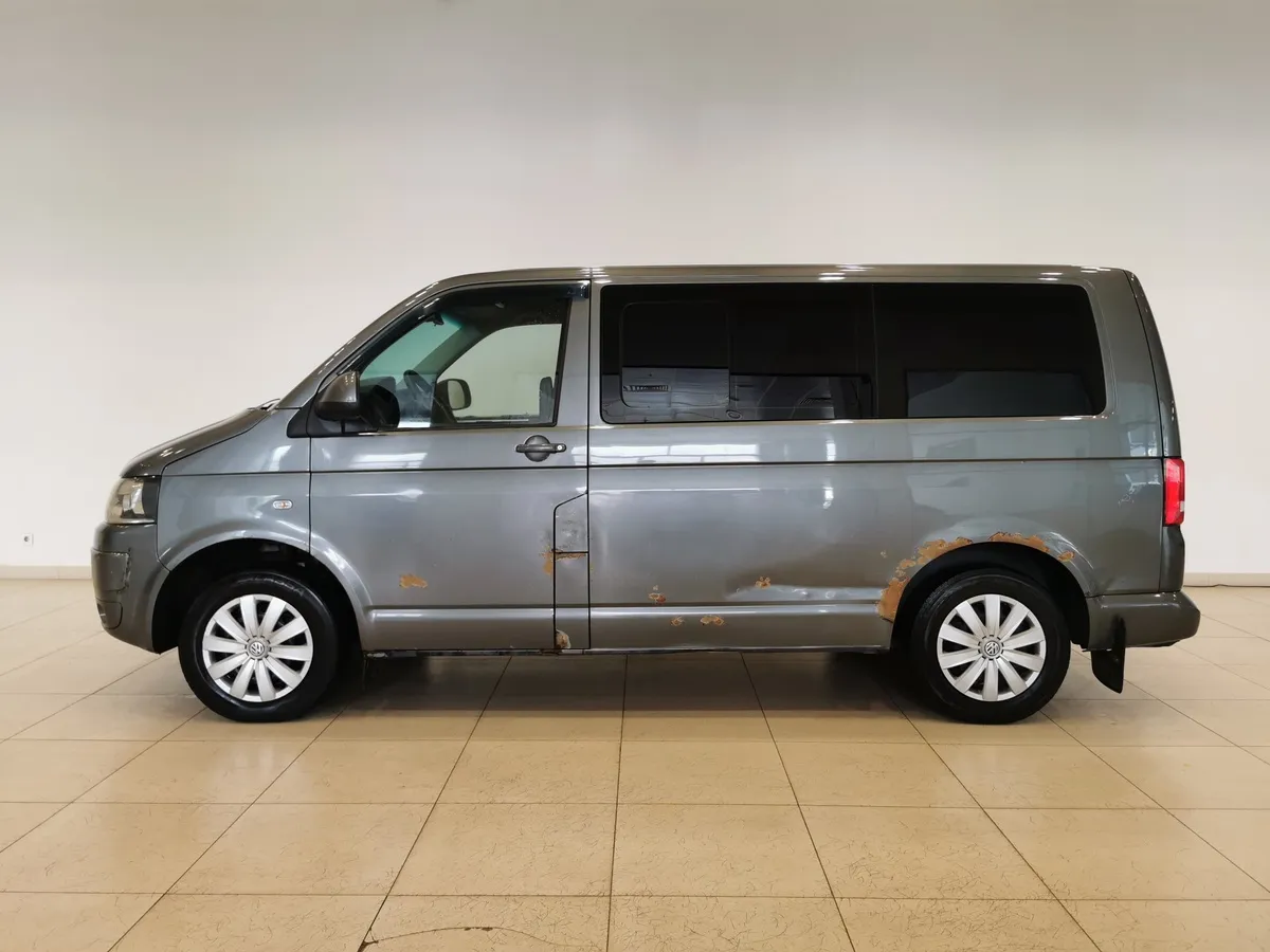 Volkswagen Caravelle 2.0 TDI DSG 4Motion L1 (150л.с.) Comfortline Серый в АВИЛОН. Слайд №5