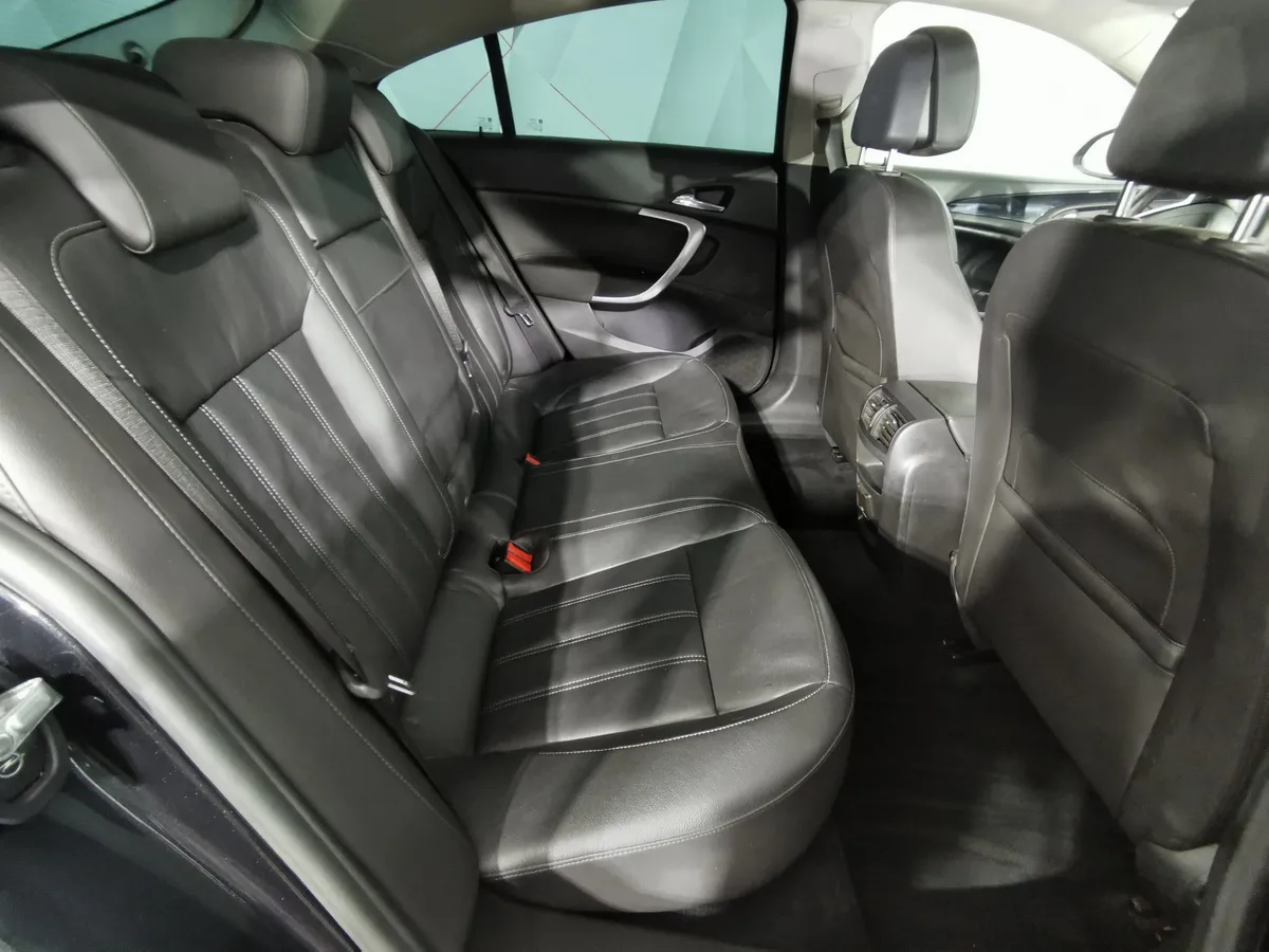Opel Insignia 2.0 CDTI AT (160 л.с.) Черный в АВИЛОН. Слайд №15