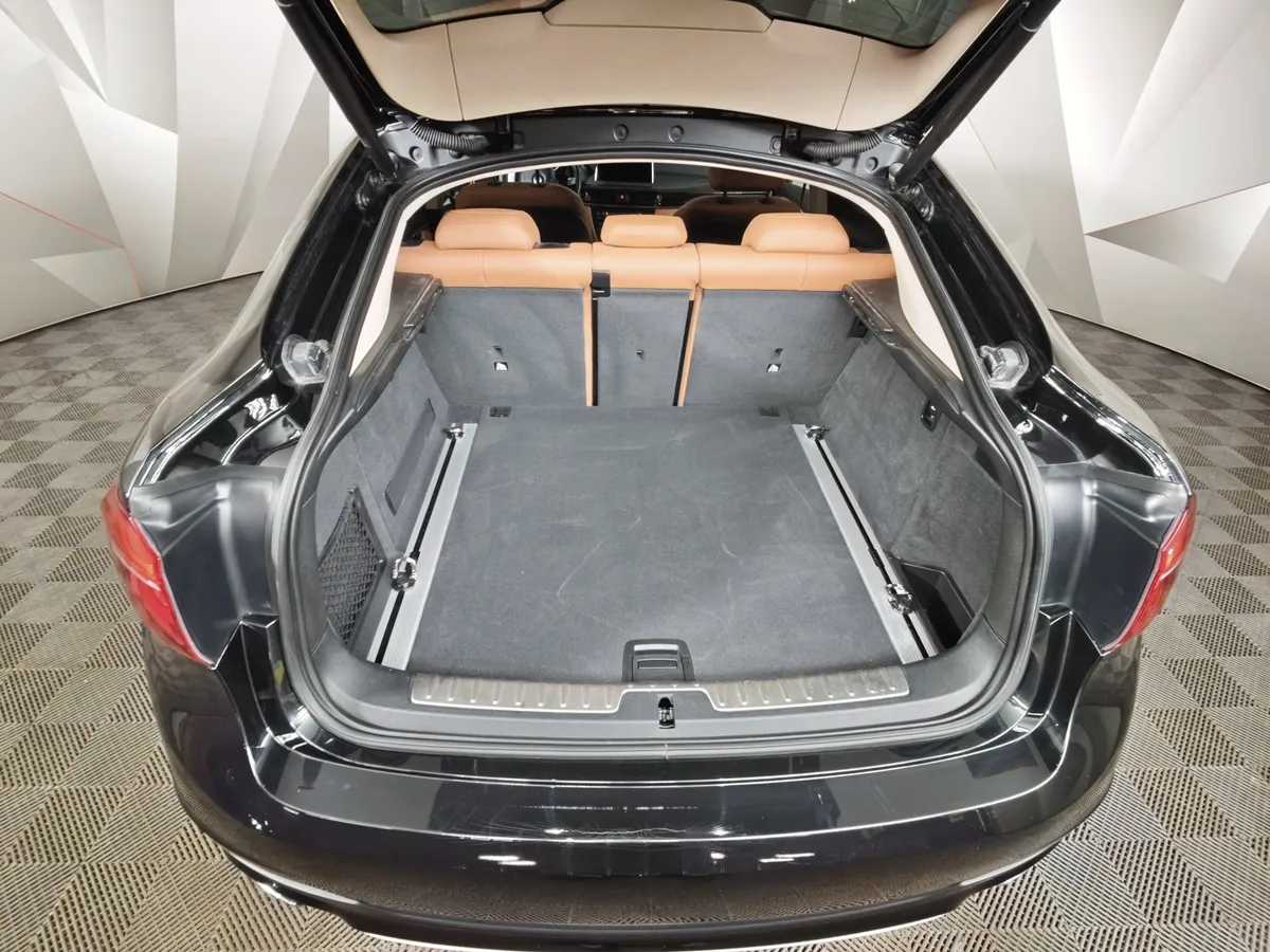 BMW X6 xDrive35i Steptronic (306 л.с.) Черный в АВИЛОН. Слайд №9
