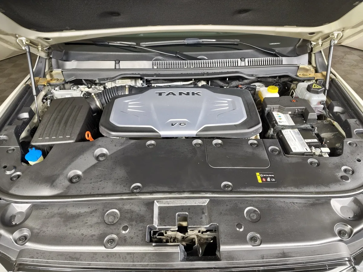 TANK 500 3.0 Turbo V6 AT 4WD (299 л.с.) Премиум Желтый в АВИЛОН. Слайд №11