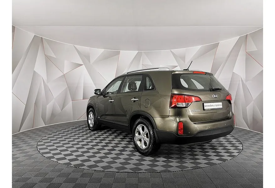 Kia Sorento 2.4 AT 4WD (175 л.с.) Luxe Бежевый в АВИЛОН. Слайд №4
