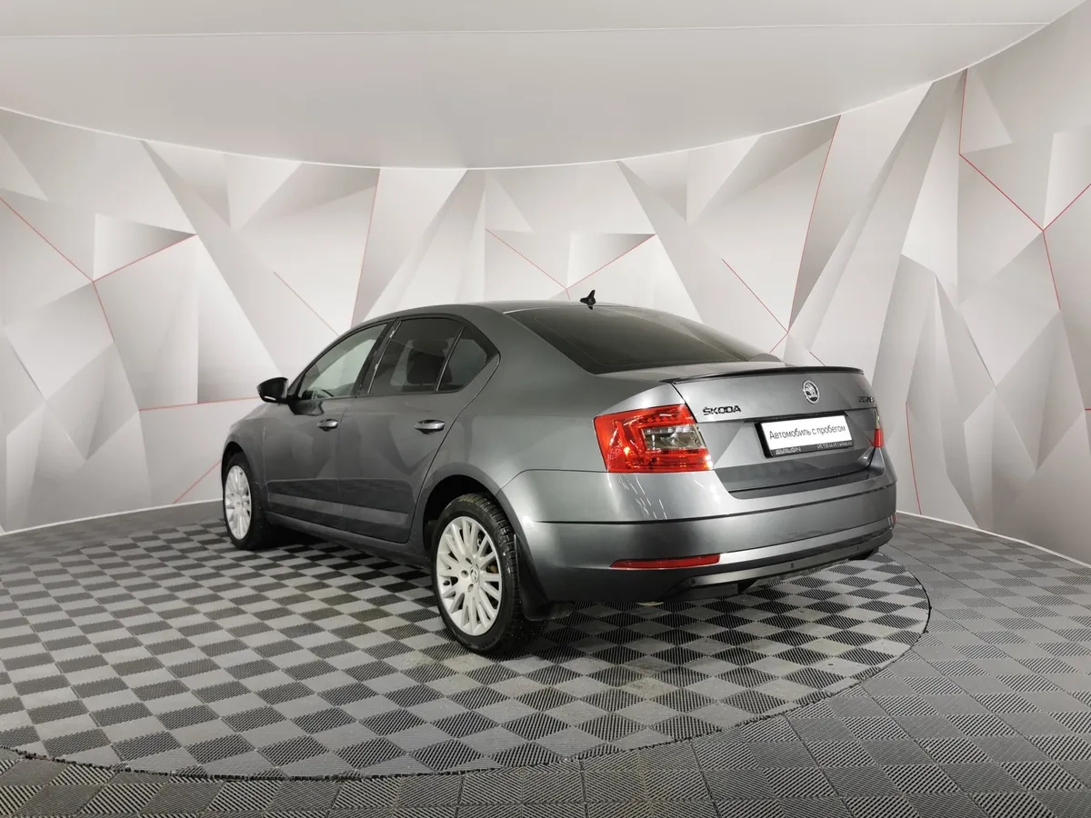 Skoda Octavia 1.4 TSI DSG (150 л.с.) Ambition Серый в АВИЛОН. Слайд №4