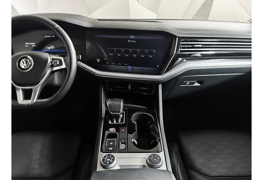 АВИЛОН - Volkswagen Touareg 3.0 V6 TDI Tiptronic 4Motion (249 л.с.) Exclusive Синий - slide 16