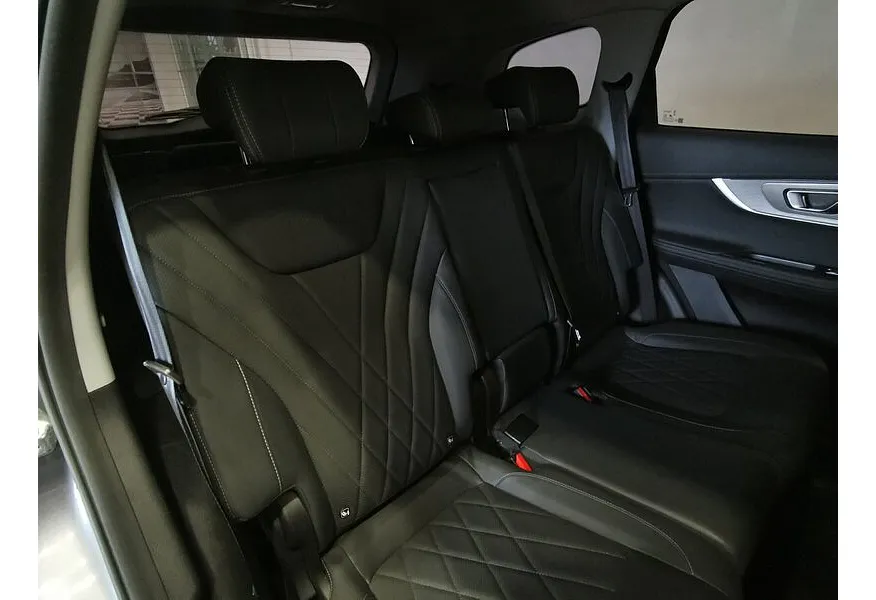 Chery Tiggo 8 Pro Max 1.6T DCT FWD (186 л.с.) Elite Серый в АВИЛОН. Слайд №16