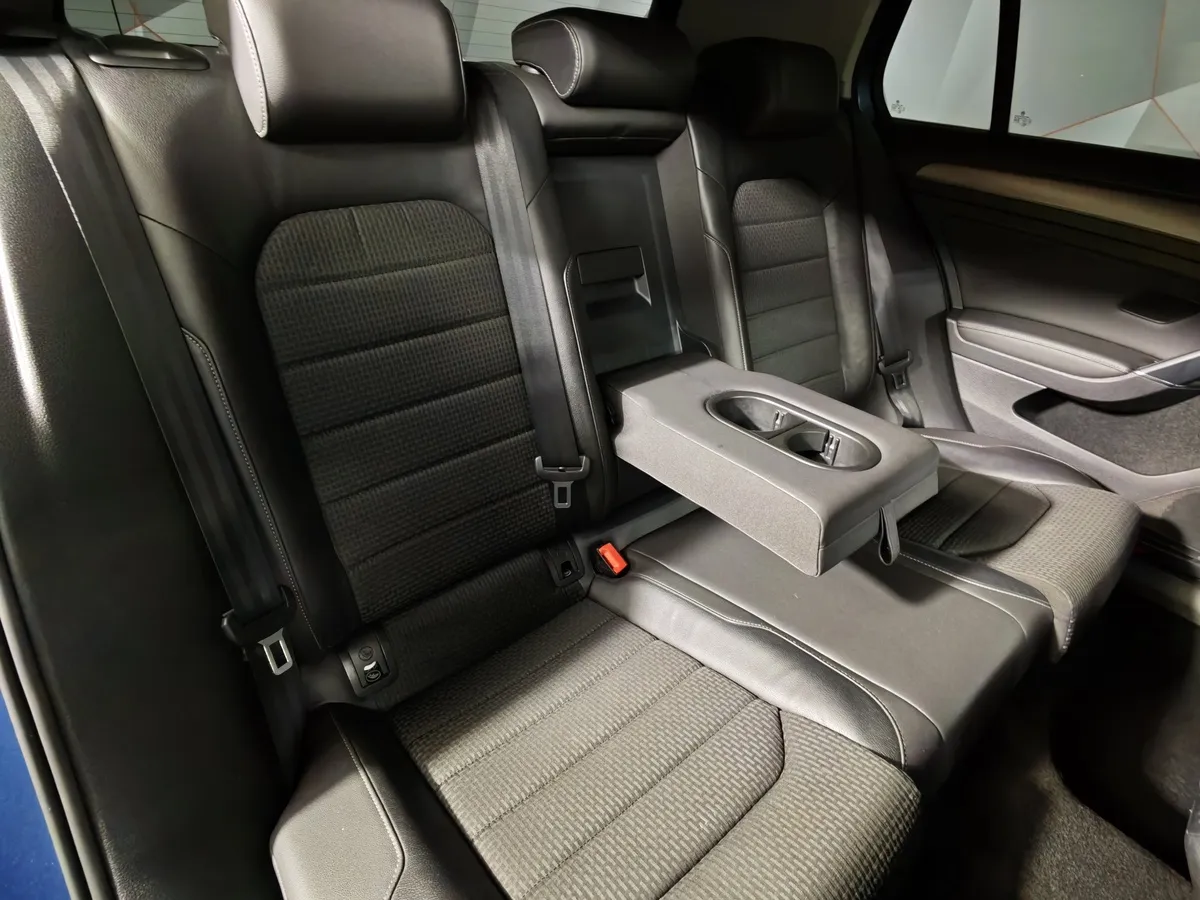 Volkswagen Golf 1.4 TSI BlueMotion DSG (122 л.с.) Comfortline Голубой в АВИЛОН. Слайд №17