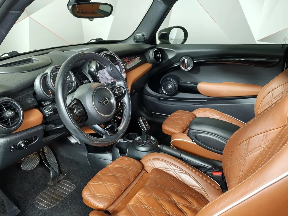 MINI Hatch 2.0 AMT (192 л.с.) S Белый в АВИЛОН. Слайд №12