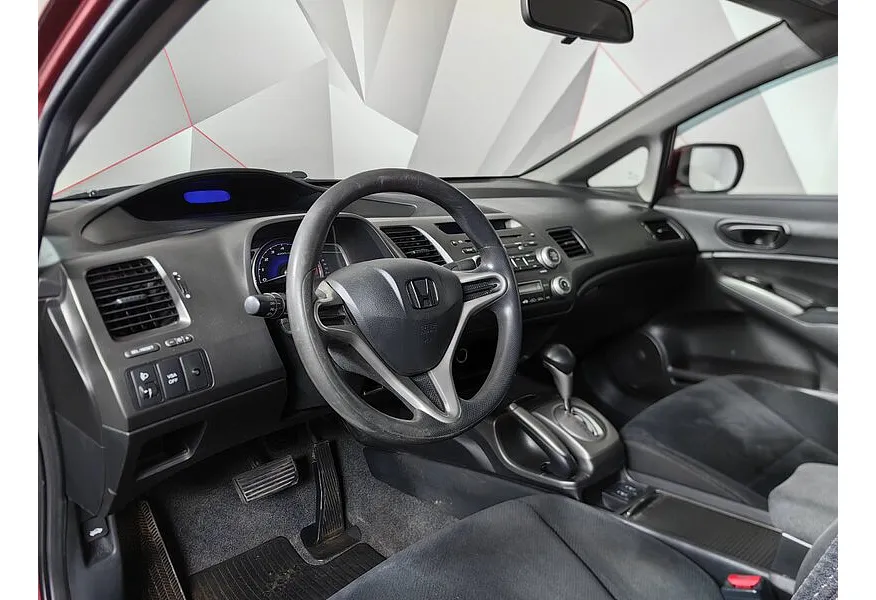 Honda Civic 1.8 I-SHIFT (140 л.с.) Красный в АВИЛОН. Слайд №17 Honda Civic 1.8 I-SHIFT (140 л.с.) Красный в АВИЛОН. Слайд №17