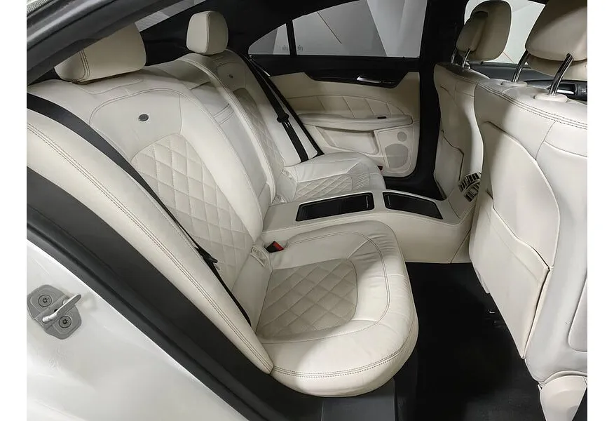 Mercedes-Benz CLS 350 d AT 4Matic (249 л.с.) Белый в АВИЛОН. Слайд №16