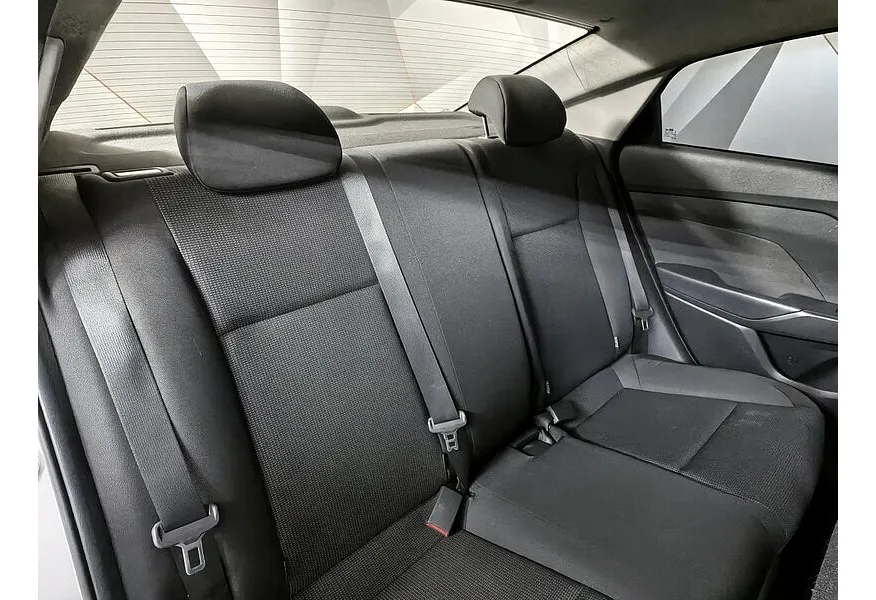 Hyundai Solaris 1.6 AT (123 л.с.) Comfort Серебристый в АВИЛОН. Слайд №16