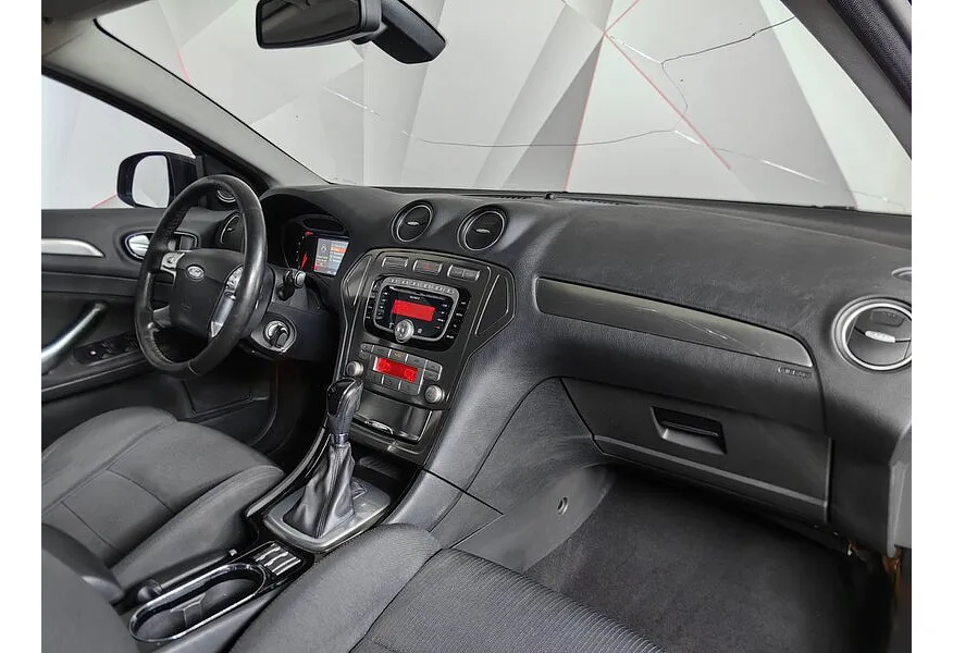 Ford Mondeo 2.3 AT (161 л.с.) Ambiente Черный в АВИЛОН. Слайд №9