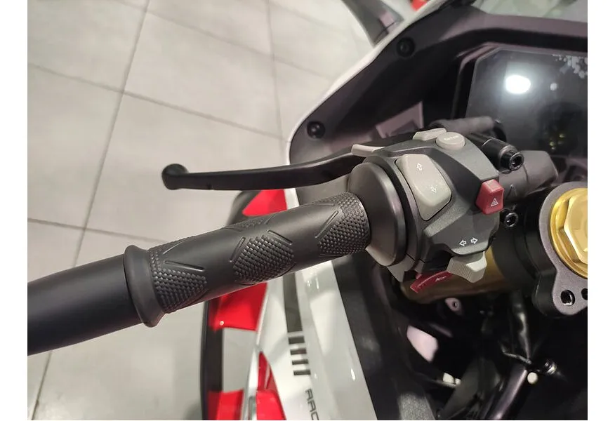 АВИЛОН - VOGE RR660S 662 см³ (99 л.с.) (99) 660 Белый - slide 4