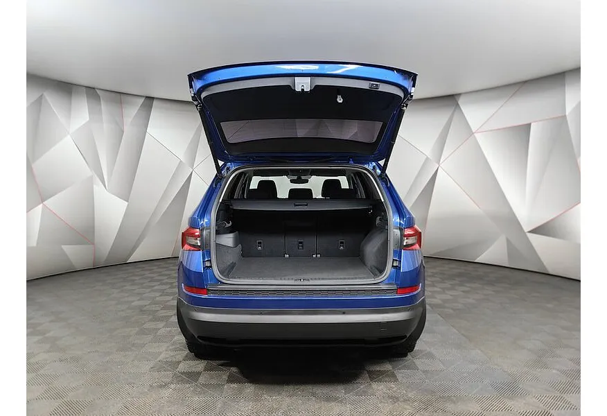 Skoda Kodiaq 1.4 TSI DSG (150 л.с.) Синий в АВИЛОН. Слайд №10 Skoda Kodiaq 1.4 TSI DSG (150 л.с.) Синий в АВИЛОН. Слайд №10