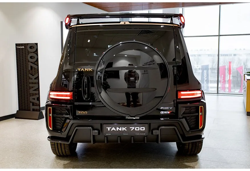 АВИЛОН - TANK 700 3.0 Turbo V6 AT 4WD (422 л.с.) Edition One Черный - slide 5