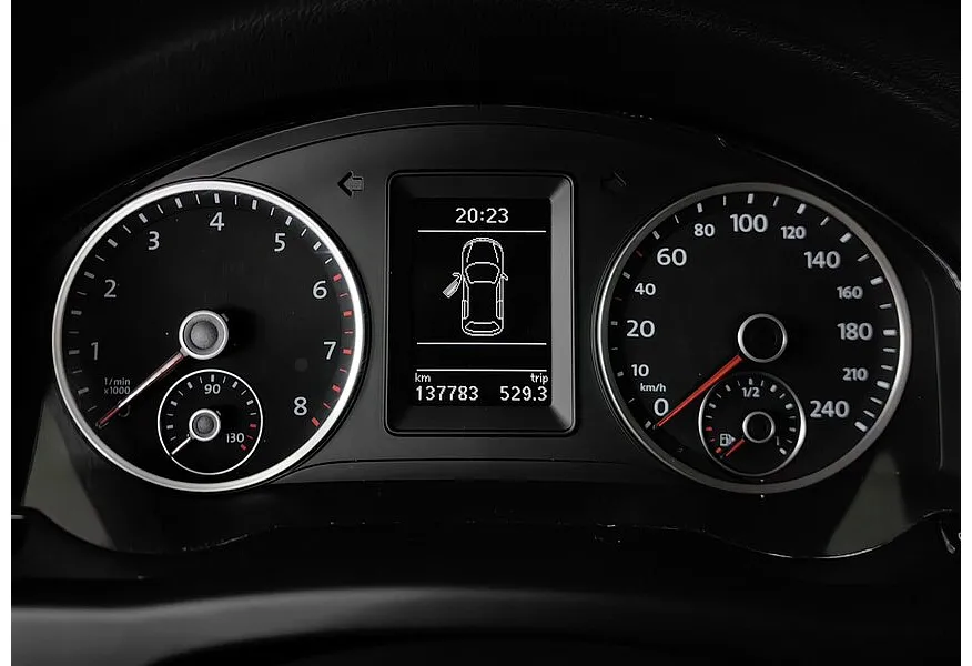 Volkswagen Tiguan 2.0 TSI 4Motion AT (180 л.с.) Sport&Style Белый в АВИЛОН. Слайд №17