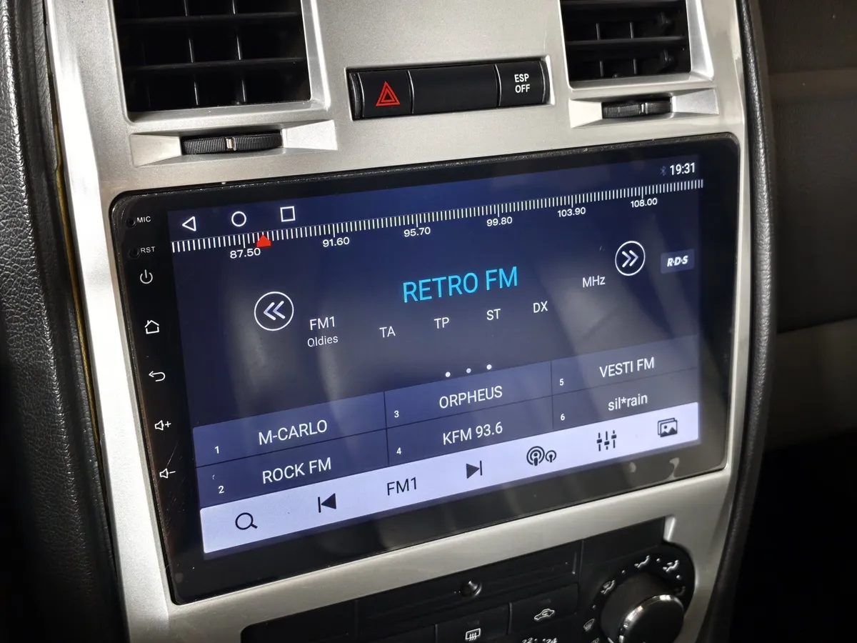 Chrysler 300C 3.5 AT (249 л.с.) Черный в АВИЛОН. Слайд №21