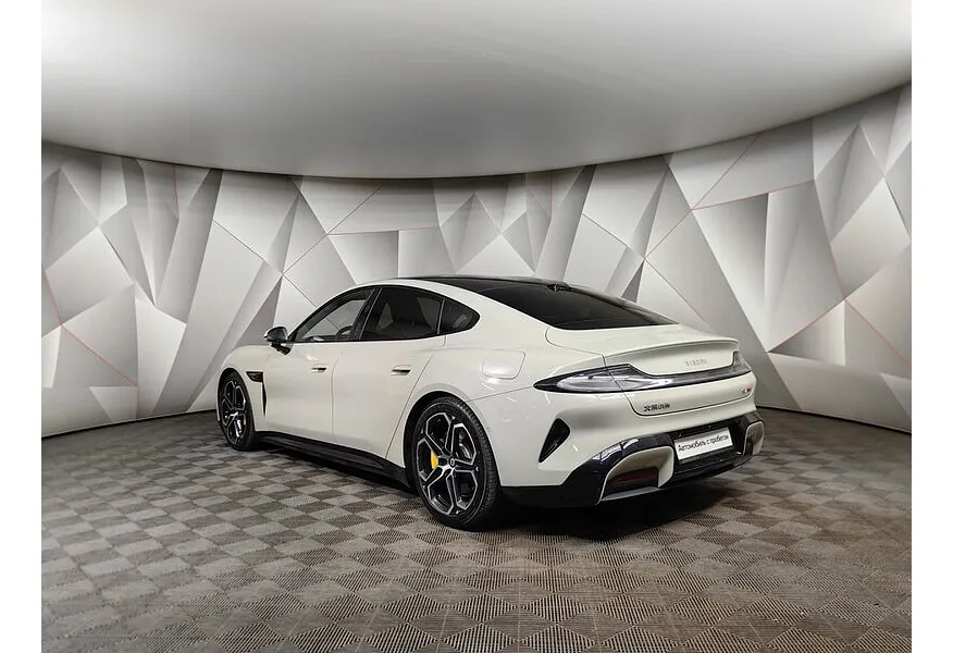 Xiaomi SU7 AT 4WD (673 л.с.) Max Серый в АВИЛОН. Слайд №4