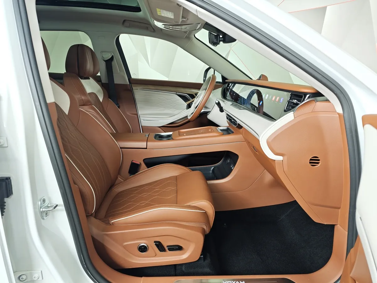 Voyah Free EVR 1.5 AT AWD (489 л.с.) Белый в АВИЛОН. Слайд №21