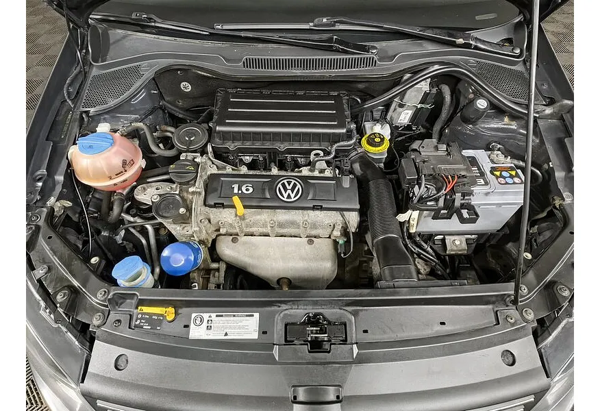 Volkswagen Polo 1.6 MPI MT (110 л.с.) Trendline Серый в АВИЛОН. Слайд №11