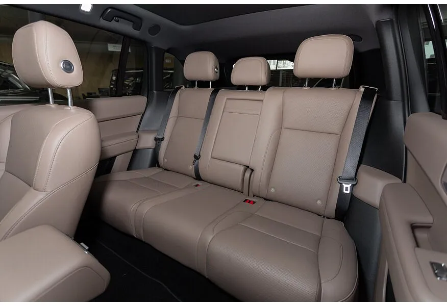 Li Auto L6 1.5 AT 4WD (150 л.с.) Pro Серый в АВИЛОН. Слайд №13