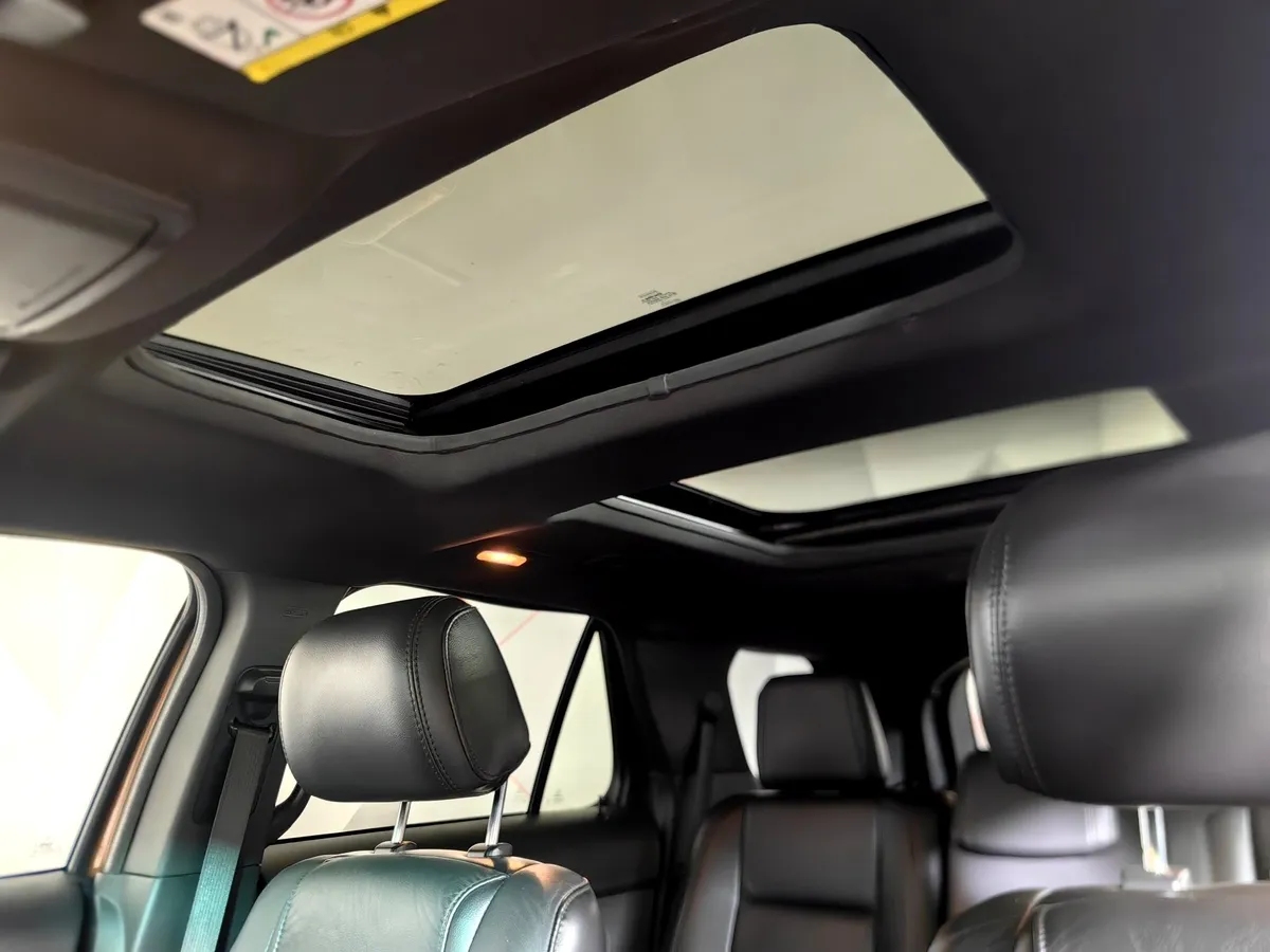 Ford Explorer 3.5 SelectShift 4WD (249 л.с.) Limited Plus Коричневый в АВИЛОН. Слайд №23