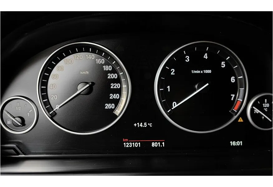 BMW X5 xDrive35i Steptronic (306 л.с.) Белый в АВИЛОН. Слайд №12