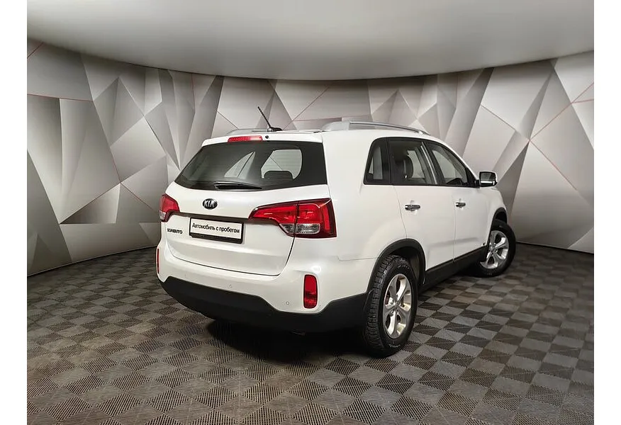 Kia Sorento 2.4 MT 4WD (174 л.с.) Белый в АВИЛОН. Слайд №2