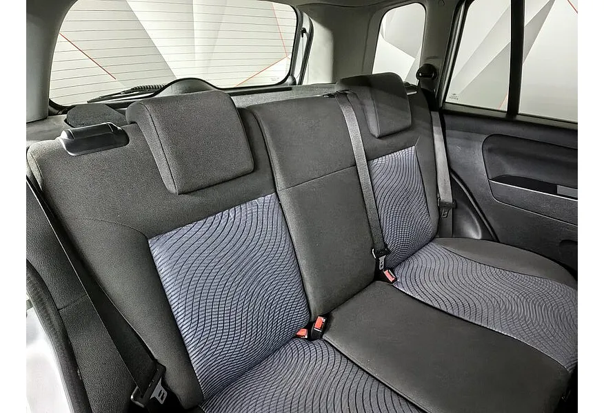 Ford Fusion 1.4 Durashift EST (80 л.с.) Trend Серебристый в АВИЛОН. Слайд №15