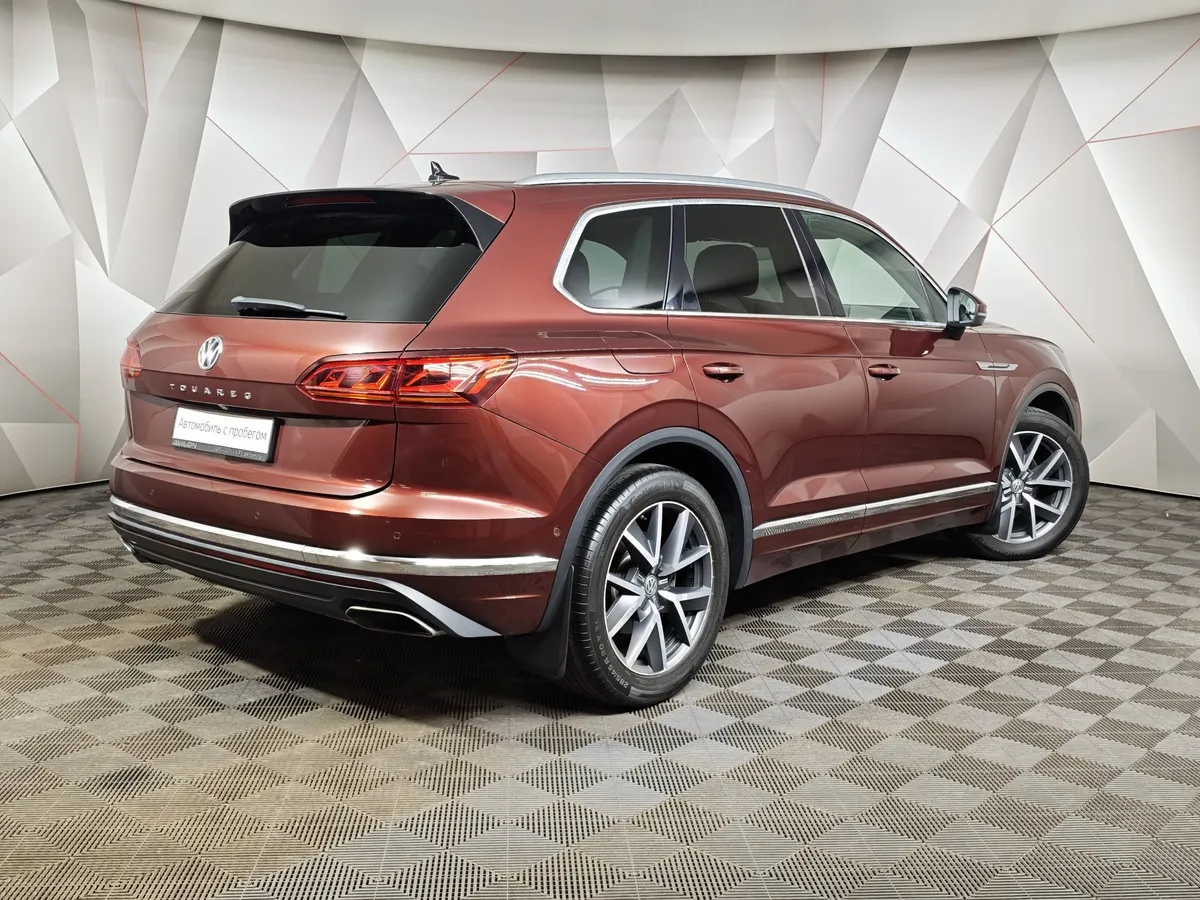 Volkswagen Touareg 3.0 V6 TDI Tiptronic 4Motion (249 л.с.) Respect Красный в АВИЛОН. Слайд №2