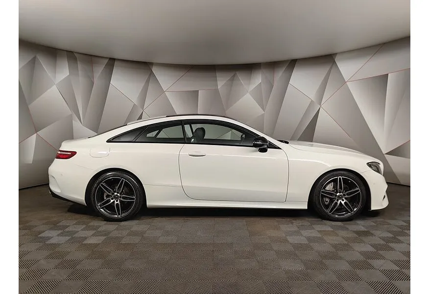 АВИЛОН - Mercedes-Benz E-Класс E 200 G-TRONIC (184 л.с.) Sport Белый - slide 3