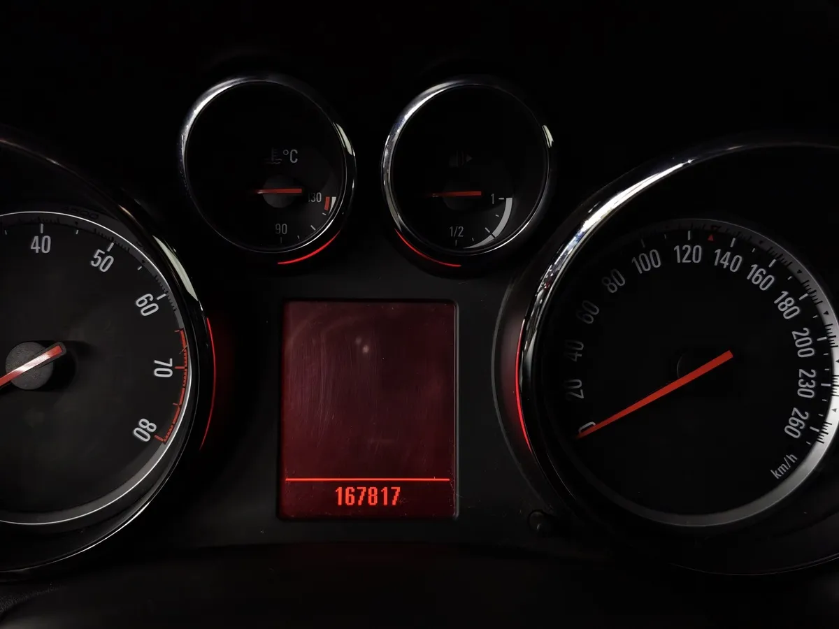 Opel Astra 1.6 AT (115 л.с.) Белый в АВИЛОН. Слайд №15