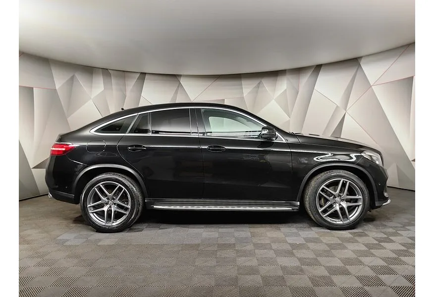 Mercedes-Benz GLE Купе 350 d 4MATIC 9G-TRONIC (249 л.с.) Особая серия Черный в АВИЛОН. Слайд №6