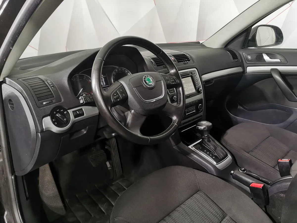 Skoda Octavia 1.8 TSI DSG (152 л.с.) Черный в АВИЛОН. Слайд №18