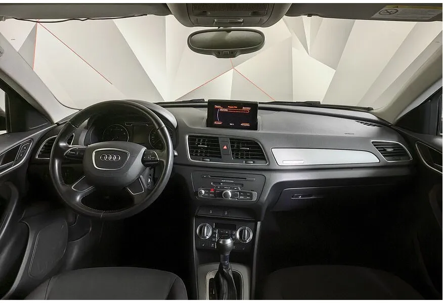 Audi Q3 2.0 TFSI quattro S tronic (170 л.с.) Черный в АВИЛОН. Слайд №13