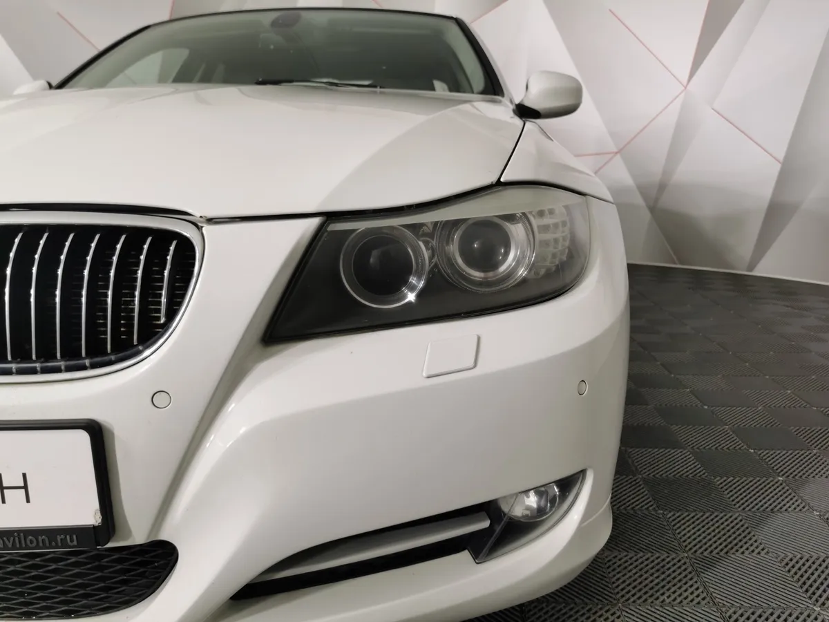 BMW 3 серия 320i AT (156 л.с.) Белый в АВИЛОН. Слайд №8