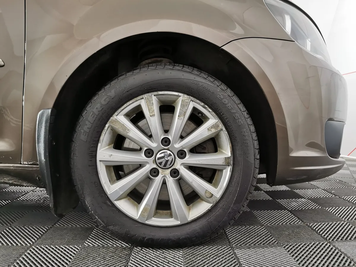 Volkswagen Touran 1.4 TSI DSG (170 л.с.) Highline Коричневый в АВИЛОН. Слайд №9