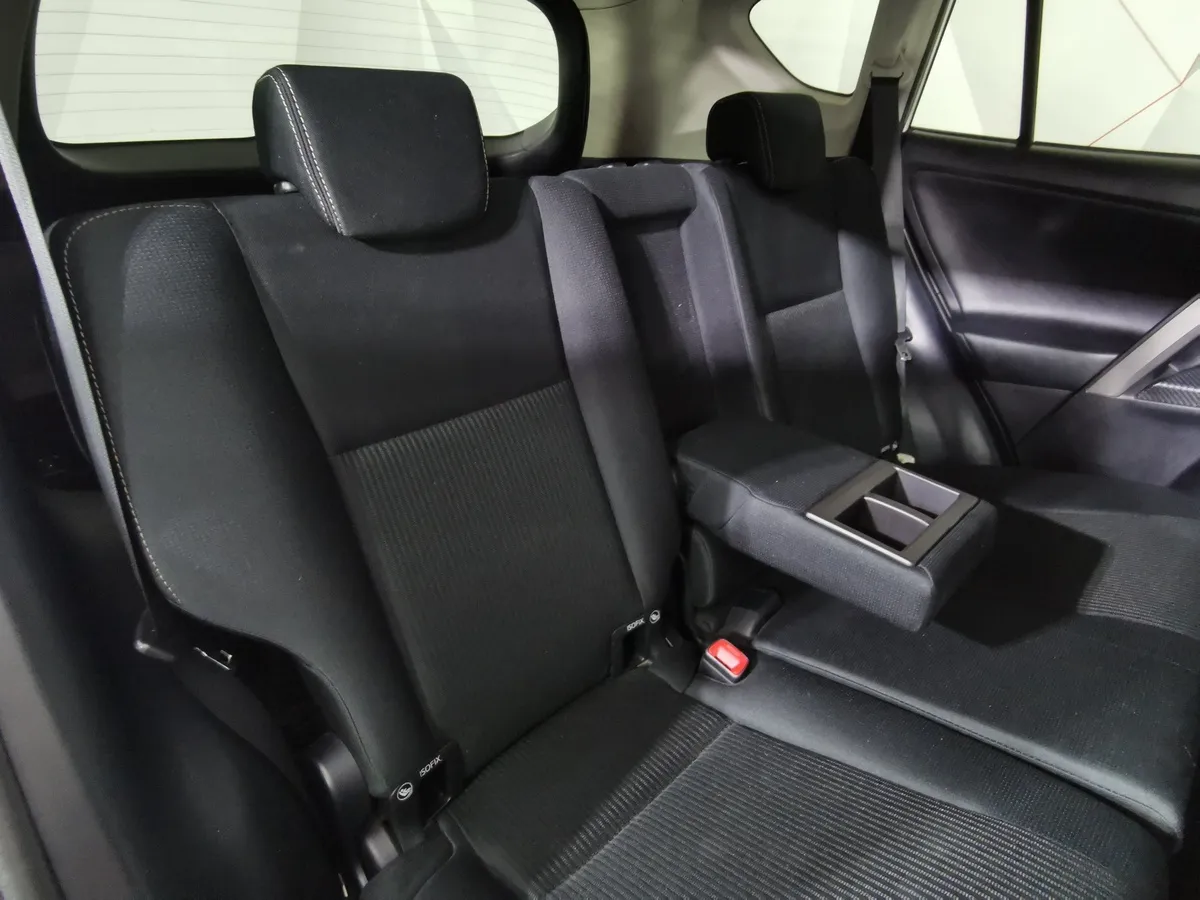 Toyota RAV4 2.0 CVT (148 л.с.) Стандарт Белый в АВИЛОН. Слайд №16