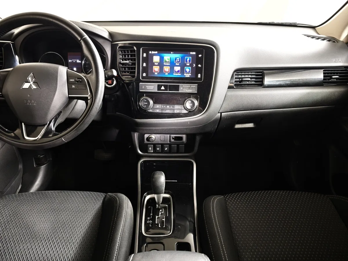 Mitsubishi Outlander 2.0 MIVEC CVT 4WD (146 л.с.) Intense Plus Синий в АВИЛОН. Слайд №14