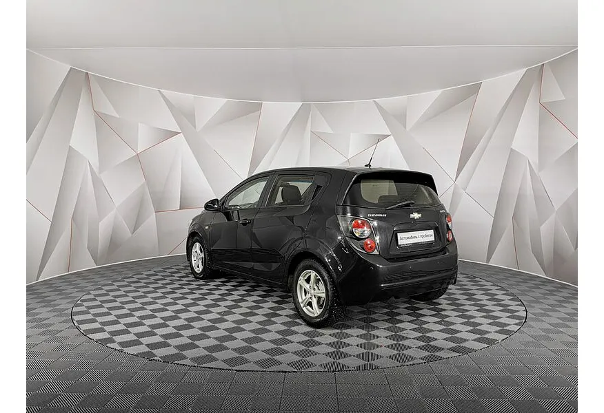 Chevrolet Aveo 1.6 AT (115 л.с.) Черный в АВИЛОН. Слайд №4