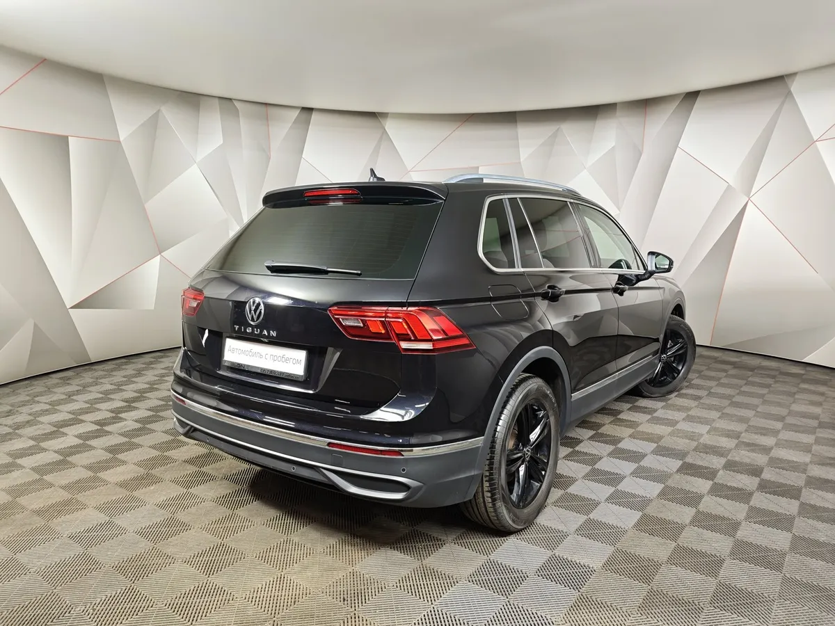 Volkswagen Tiguan 1.4 TSI 4Motion DSG (150 л.с.) Status Plus Черный в АВИЛОН. Слайд №2