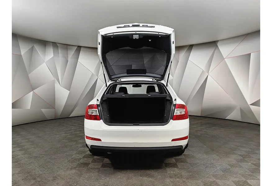 Skoda Octavia 1.4 TSI DSG (150 л.с.) Ambition Белый в АВИЛОН. Слайд №12