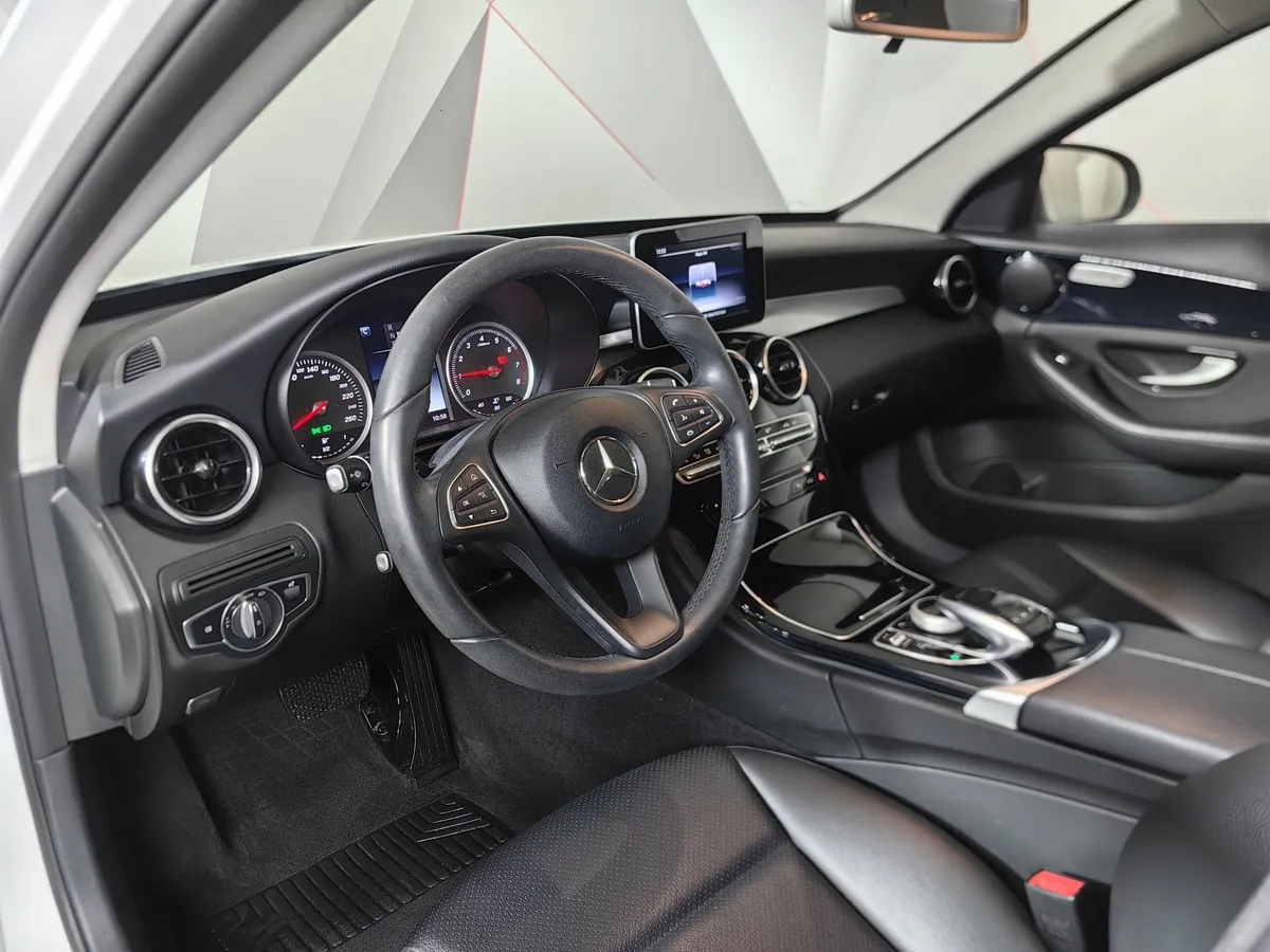 Mercedes-Benz C-Класс C 180 9G-TRONIC (150 л.с.) Premium Белый в АВИЛОН. Слайд №19