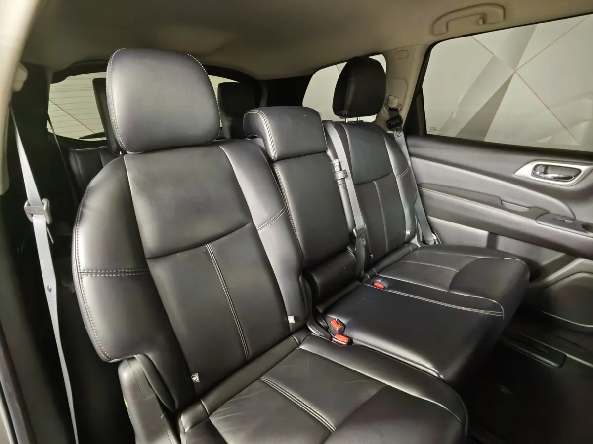 Nissan Pathfinder 3.5 CVT AWD (249 л.с.) Черный в АВИЛОН. Слайд №16