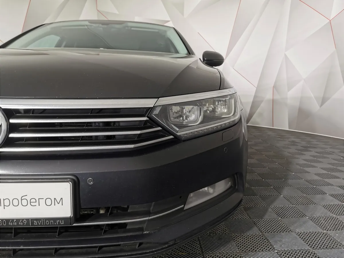 Volkswagen Passat 1.8 TSI BlueMotion DSG (180 л.с.) Comfortline Черный в АВИЛОН. Слайд №10