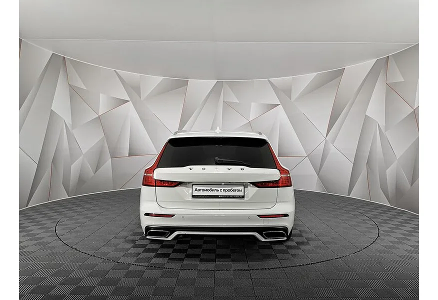 Volvo V60 Cross Country 2.0 D4 AT (190 л.с.) Momentum Белый в АВИЛОН. Слайд №8