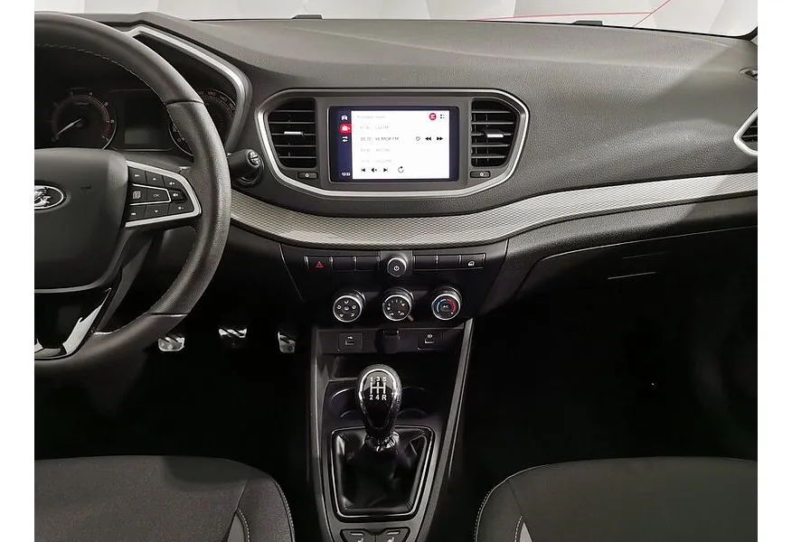 ВАЗ (Lada) Vesta 1.6 MT (106 л.с.) Белый в АВИЛОН. Слайд №12