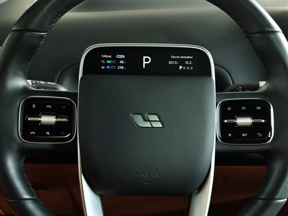 Li Auto L7 1.5 AT 4WD (449 л.с.) Max Черный в АВИЛОН. Слайд №28