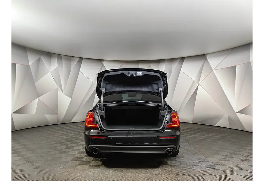 Volvo S60 2.0 T5 Drive-E Geartronic (245 л.с.) Черный в АВИЛОН. Слайд №12