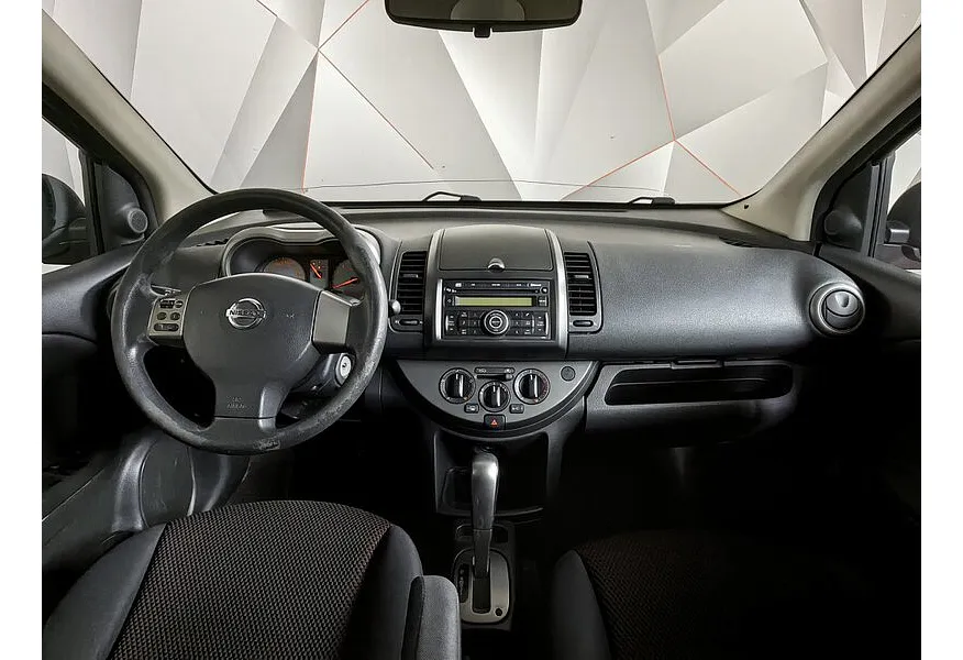 Nissan Note 1.6 AT (110 л.с.) Luxury Красный в АВИЛОН. Слайд №13 Nissan Note 1.6 AT (110 л.с.) Luxury Красный в АВИЛОН. Слайд №13