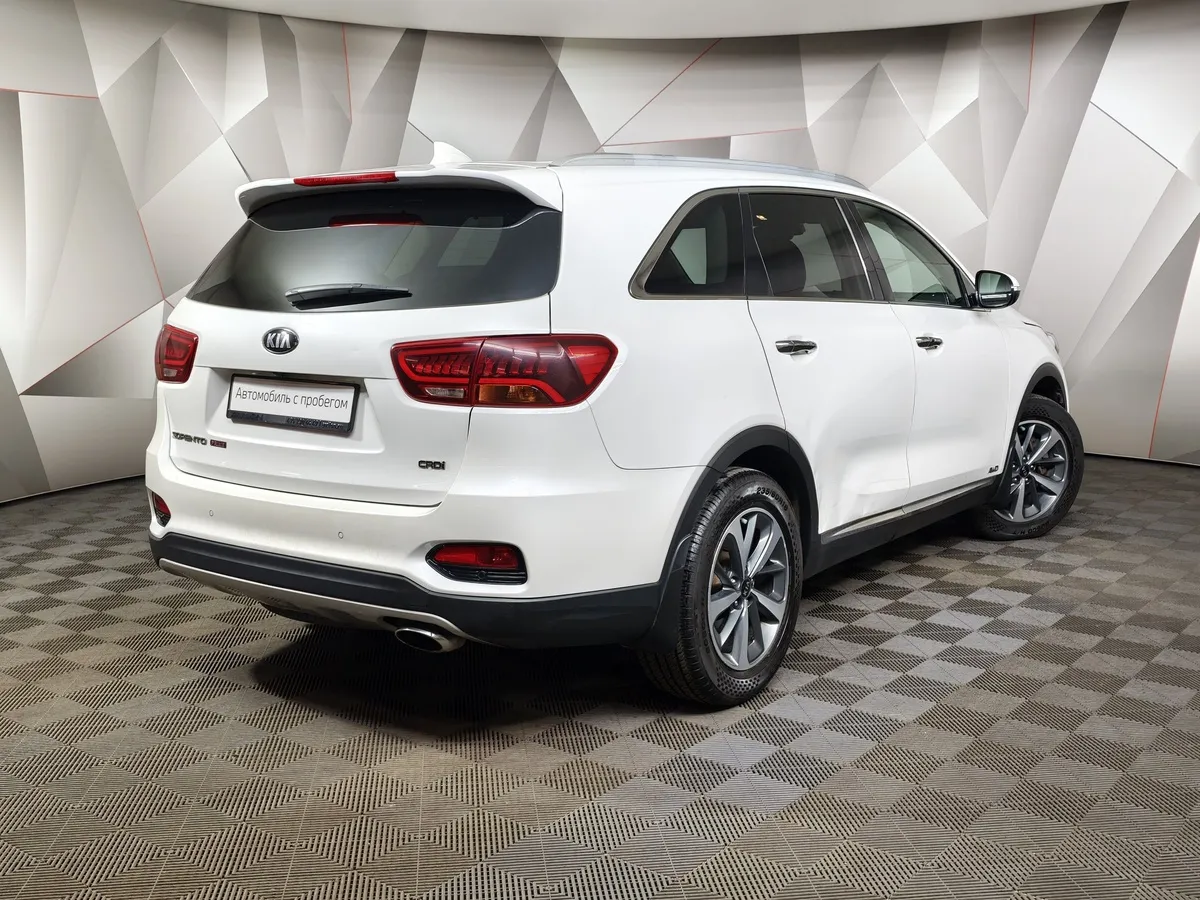Kia Sorento 2.2 D AT AWD (5 мест) (200 л.с.) Prestige Белый в АВИЛОН. Слайд №2